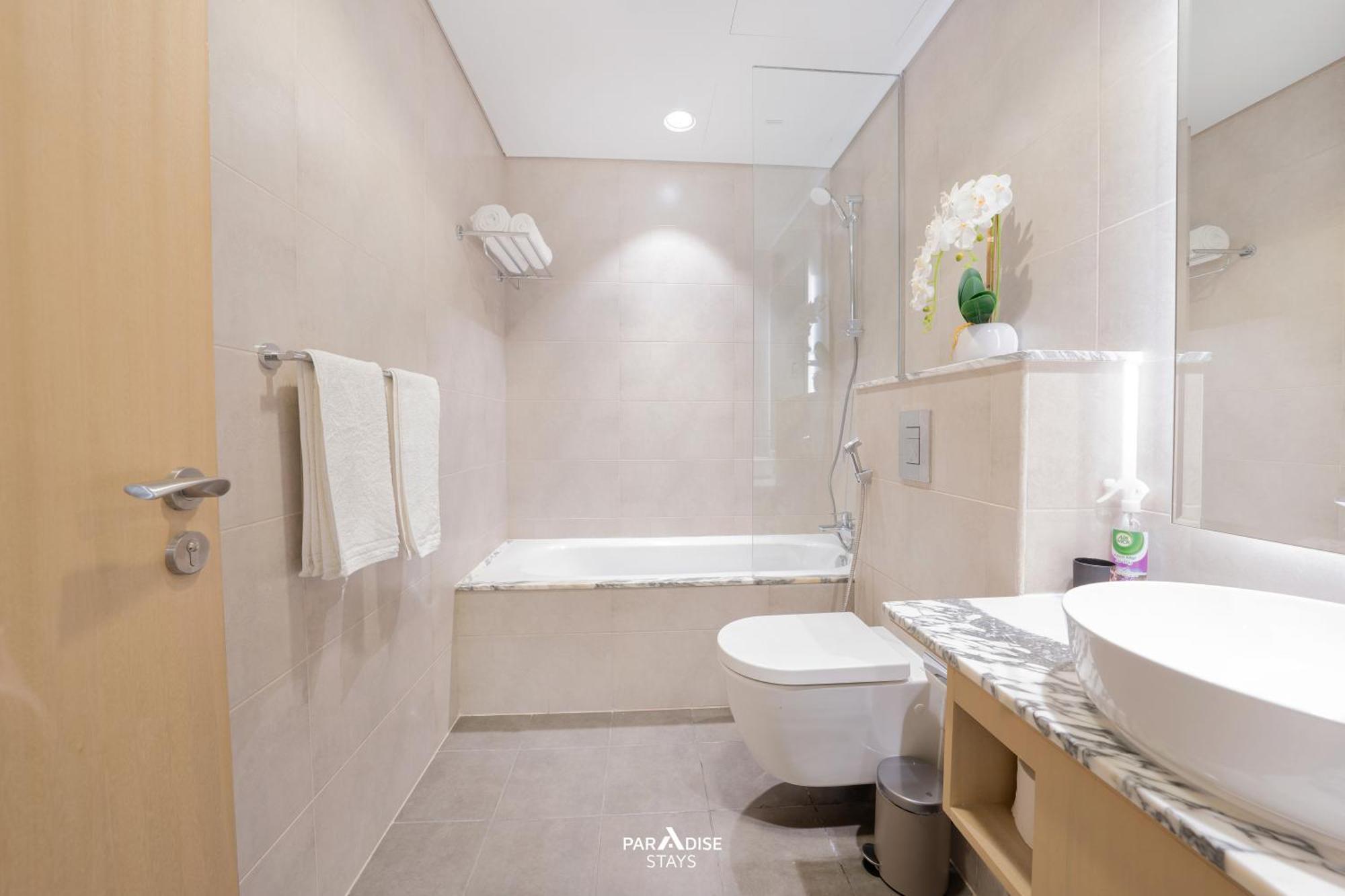 Apartamento Paramount Midtown Hotel, Burj Khalifa Views